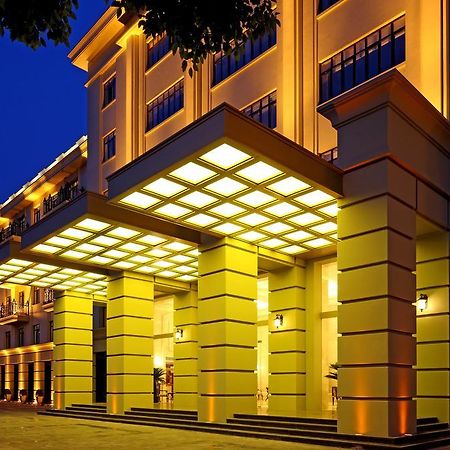 Alton Hotel Wuhu Bagian luar foto