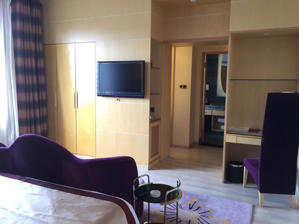 Alton Hotel Wuhu Ruang foto