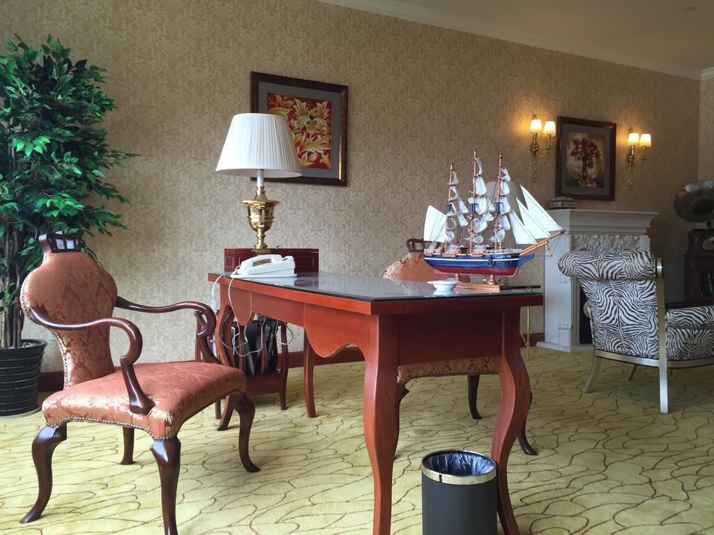 Alton Hotel Wuhu Ruang foto