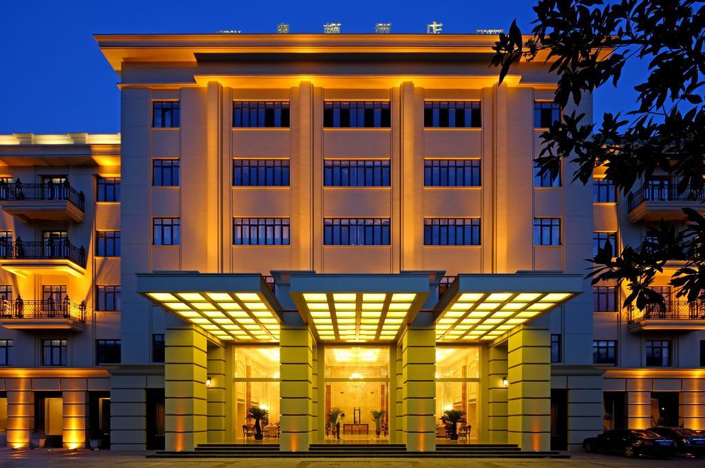 Alton Hotel Wuhu Bagian luar foto